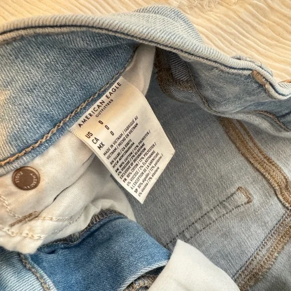 American eagle curvy high waisted short denim short size 24/00 - Picture 2 of 3